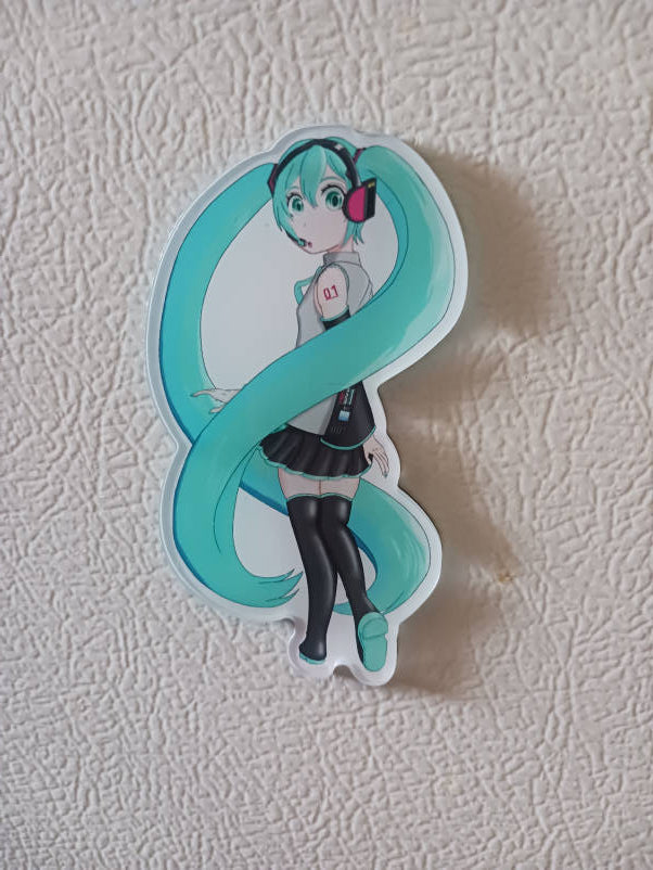 Hatsune Miku 4" Magnet - Looking Back